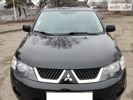 Mitsubishi Outlander XL 2008