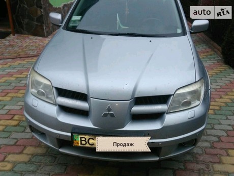 Mitsubishi Outlander 2005