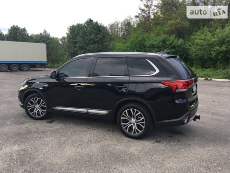 Mitsubishi Outlander 2018