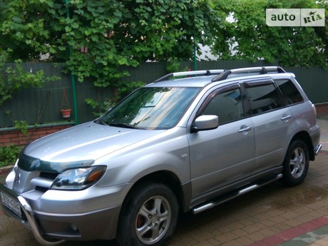 Mitsubishi Outlander 2003