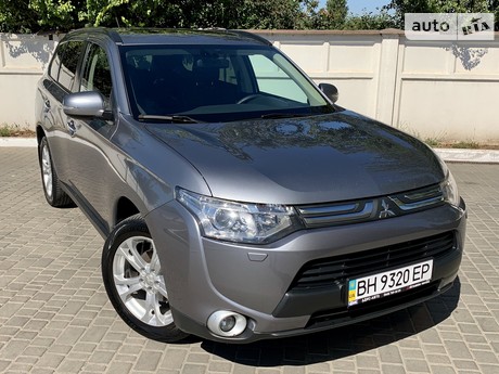 Outlander Mitsubishi Outlander