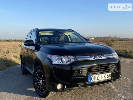 Mitsubishi Outlander 2013