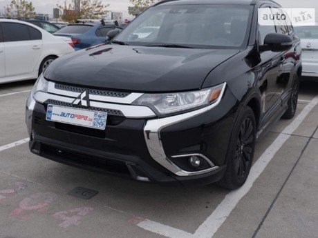 Mitsubishi Outlander 2020