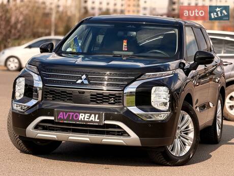 Mitsubishi Outlander 2024 в Кривом Роге