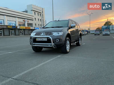 Mitsubishi Pajero Sport