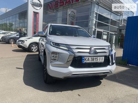 Mitsubishi Pajero Sport 2021 в Киеве