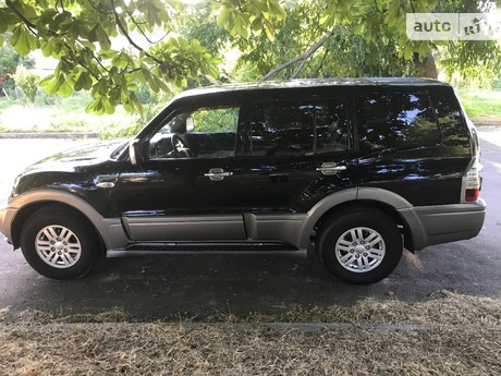 Mitsubishi Pajero Wagon 2004