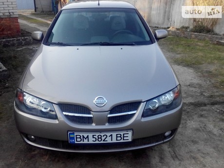 Nissan Almera