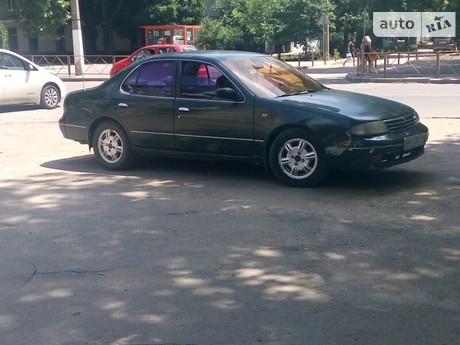 Nissan Bluebird 1996