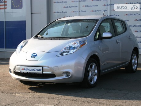 Leaf Nissan Leaf