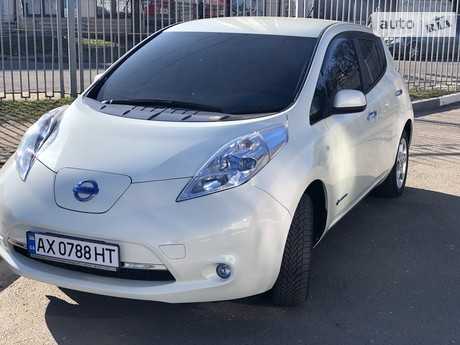 Nissan Leaf 2012