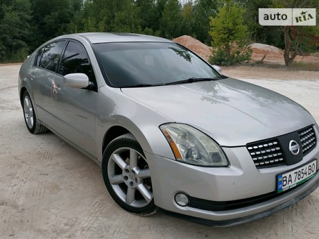 Nissan Maxima 2004