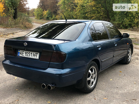 Nissan Primera 2000