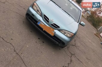 Nissan Primera  2001