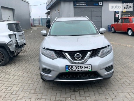 Nissan Rogue 2.5i AT (170 л.с.) 2014