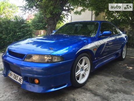 Nissan Skyline 1996