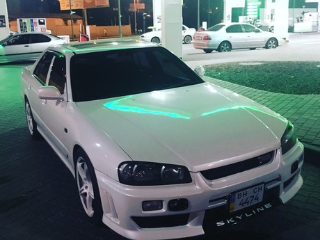 Nissan Skyline