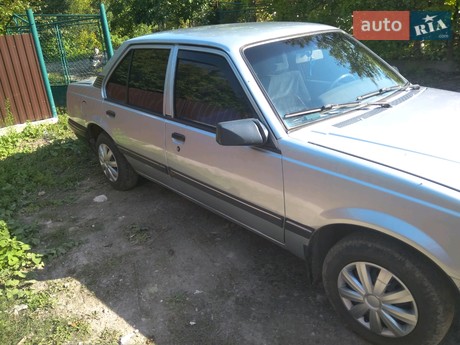 Opel Ascona 1987