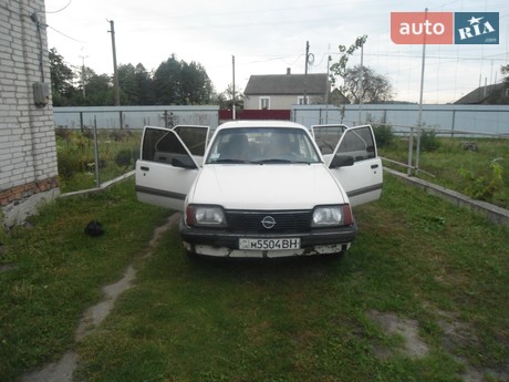 Opel Ascona 1985
