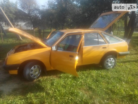 Opel Ascona 1985