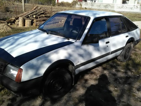 Opel Ascona 1986