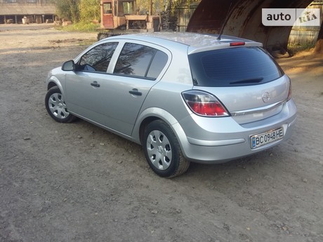 Opel Astra H 2011