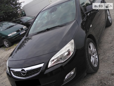 Opel Astra J