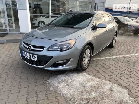 Opel Astra J