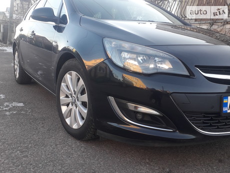 Opel Astra J 2013