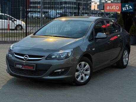 Opel Astra 2020 в Києві