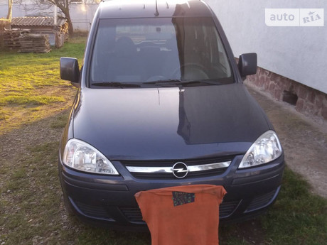 Opel Combo пасс. 2010