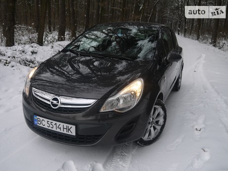 Opel Corsa 1.4 MT (90 л.с.) 2013