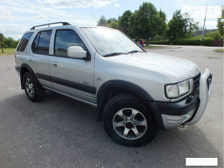 Opel Frontera 2000