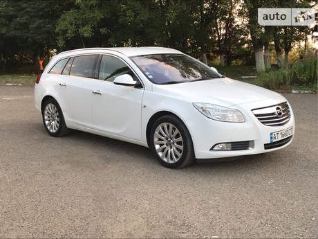 Opel Insignia 2011