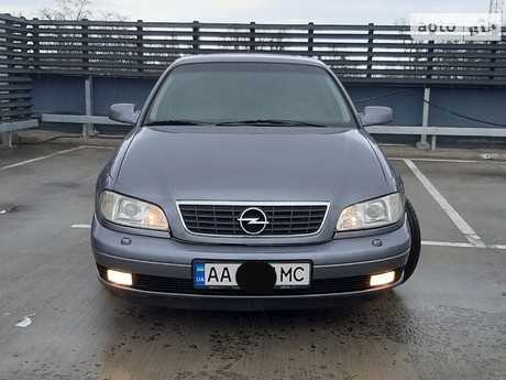 Opel Omega 2002