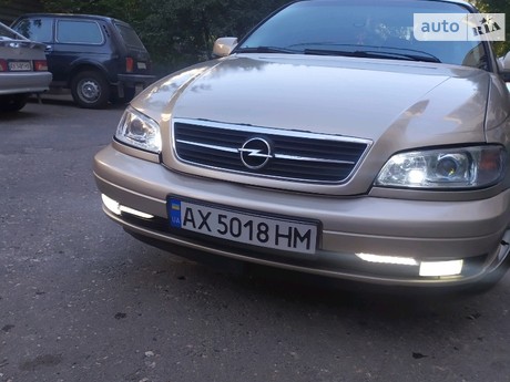 Opel Omega 2001