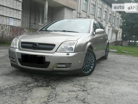 Opel Signum 2003