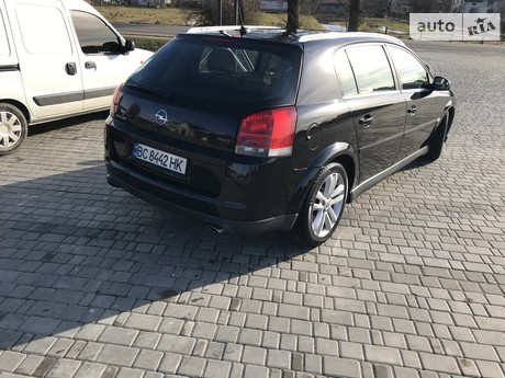 Opel Signum 2003