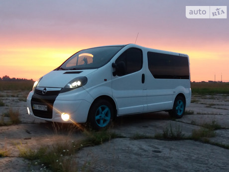 Opel Vivaro пасс.