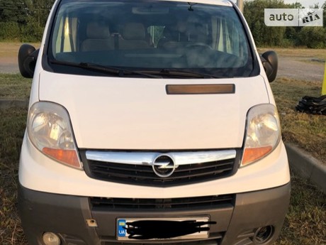 Vivaro пасс. Opel Vivaro пасс.