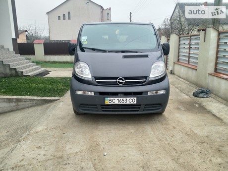 Opel Vivaro пасс.