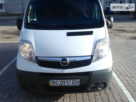 Opel Vivaro пасс.