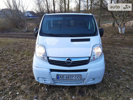 Opel Vivaro пасс. 2007