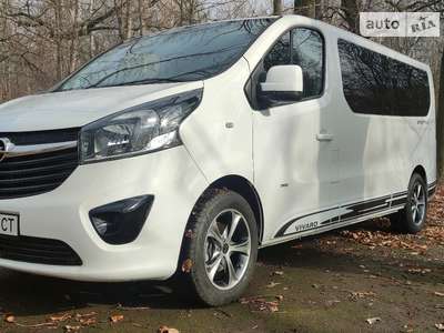 Opel Vivaro пасс.