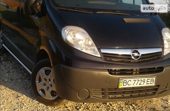 Opel Vivaro  2011