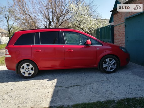 Opel Zafira 2011