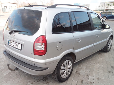 Opel Zafira 2005