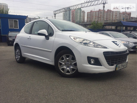 Peugeot 207 2011