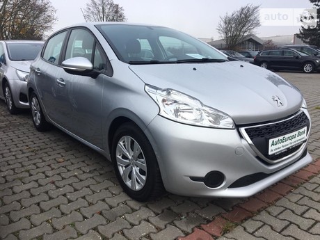 Peugeot 208 Hatchback (5d) 2014