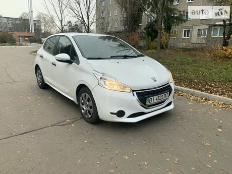 Peugeot 208 2013